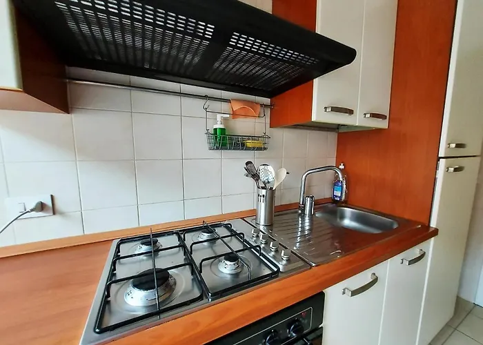 Free Breakfast - Michelangelo Dream House